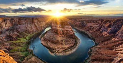 Tại sao hành tinh mặt trời lại nóng thế? Những điều thú vị về mặt trời có thể bạn chưa biết.