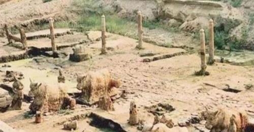 Giải mã lời nguyền “quốc bảo” trâu sắt đúc từ 1200 năm trước trồi lên từ dưới lòng sông