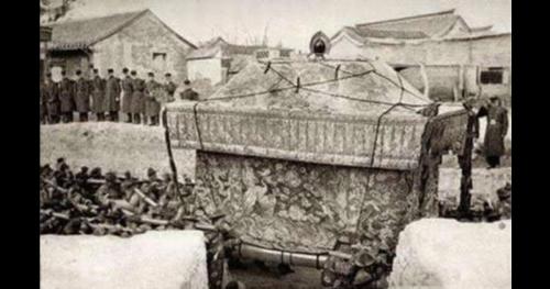 Bí ẩn kỳ lạ: Vì sao Từ Hy Thái Hậu phải nhập quan đến 3 lần