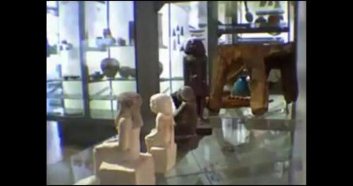 Bí ẩn tượng Ai Cập tự xoay trong bảo tàng