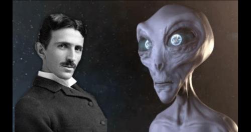 Người sao Hỏa gửi thông điệp bí mật đến Nikola Tesla bị những người đàn ông mặc áo đen che giấu